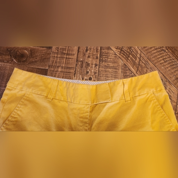 Loft The Riviera Shorts Mustard Yellow Size 8 - Picture 2 of 8